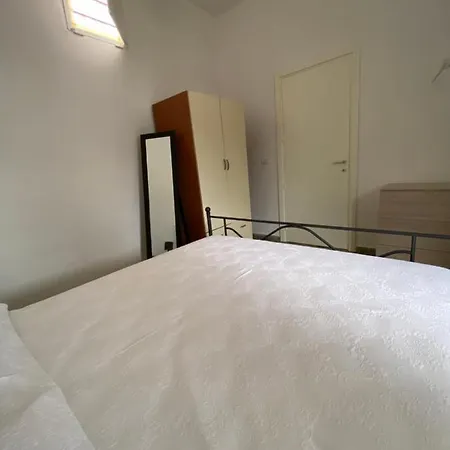 Simo's Sea House - Pet Friendly Holiday home Capilungo
